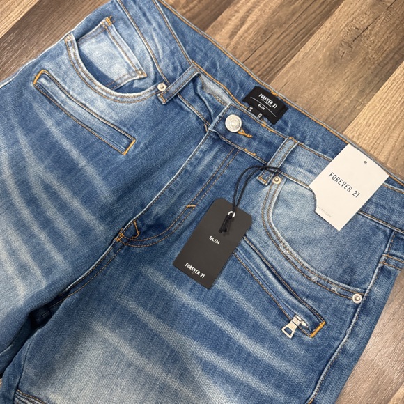 Forever 21 Indigo Denim Jeans Slim Shorts - Picture 3 of 11